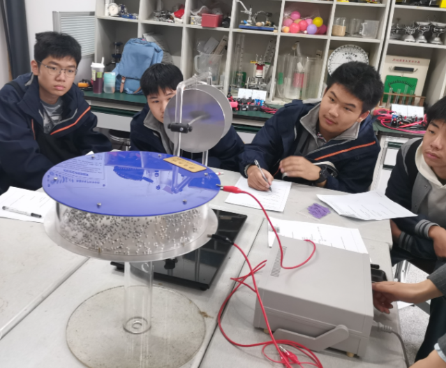 学习的复杂性也尊重了学生的差异性更能激发学生的潜能